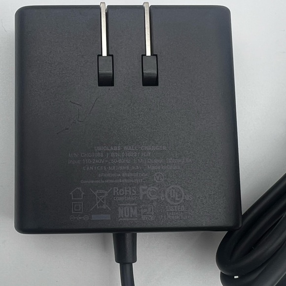 Ubiolabs 15W Wireless Charging Pad With  20W USB-C Output 2 pack - Picture 7 of 7